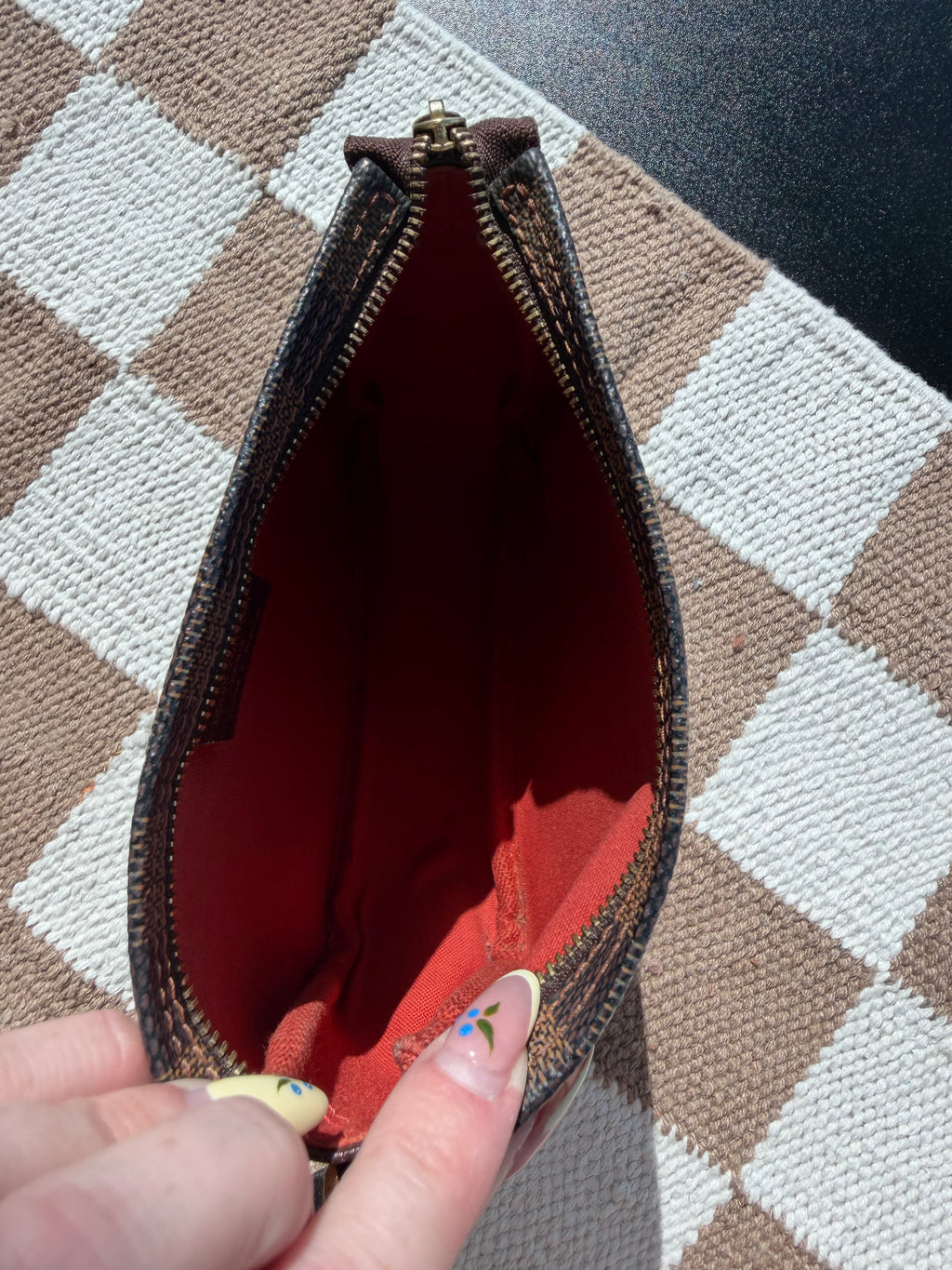 Louis Vuitton Damier Ebene Pochette