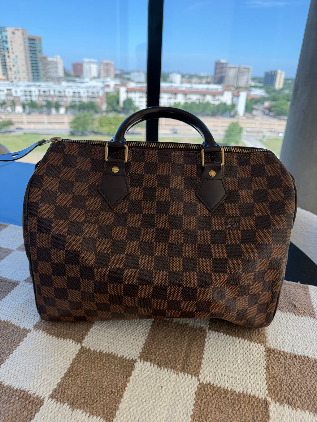 Louis Vuitton Speedy 30