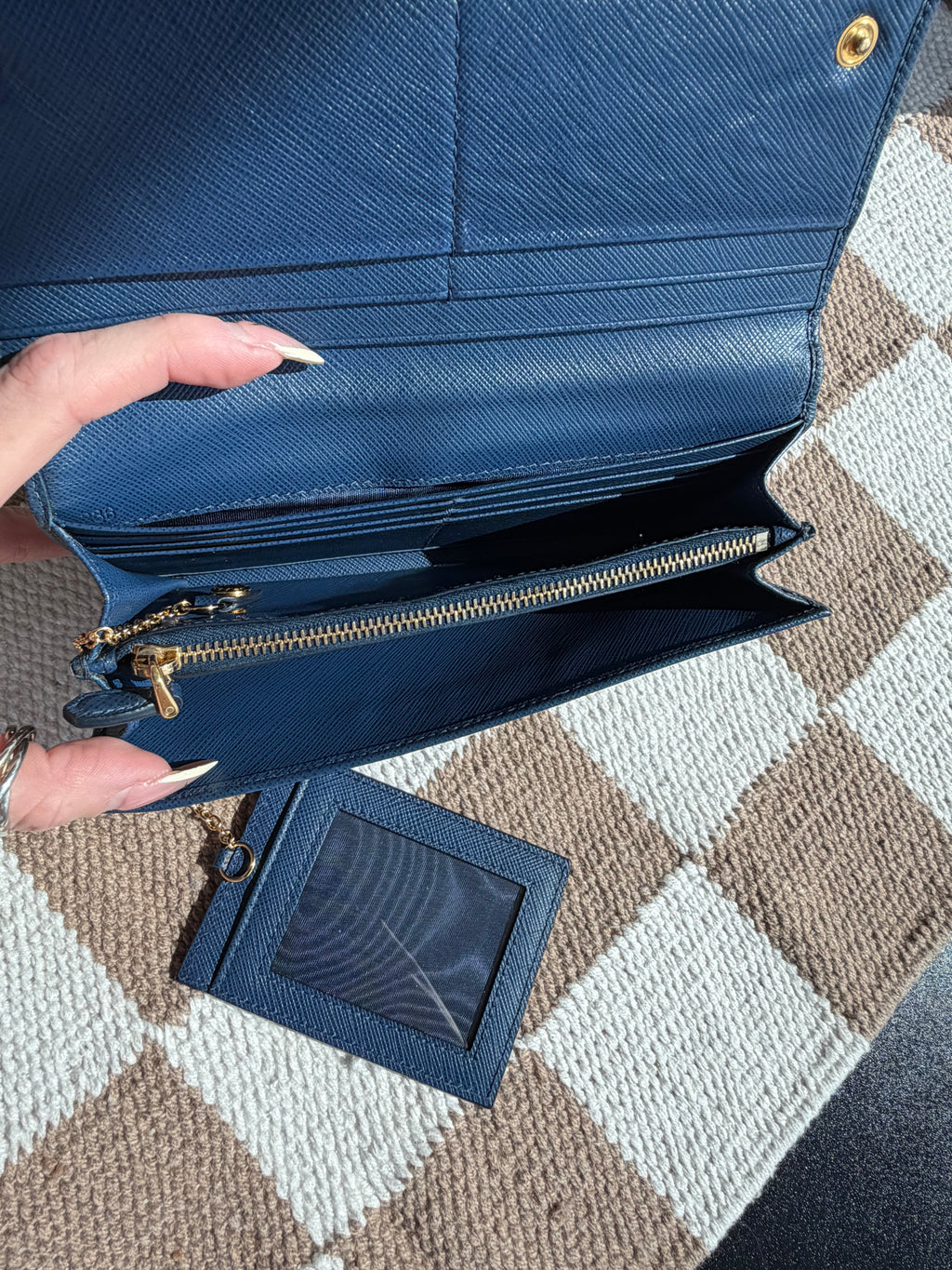 SOLD - Prada Saffiano Wallet/WOC