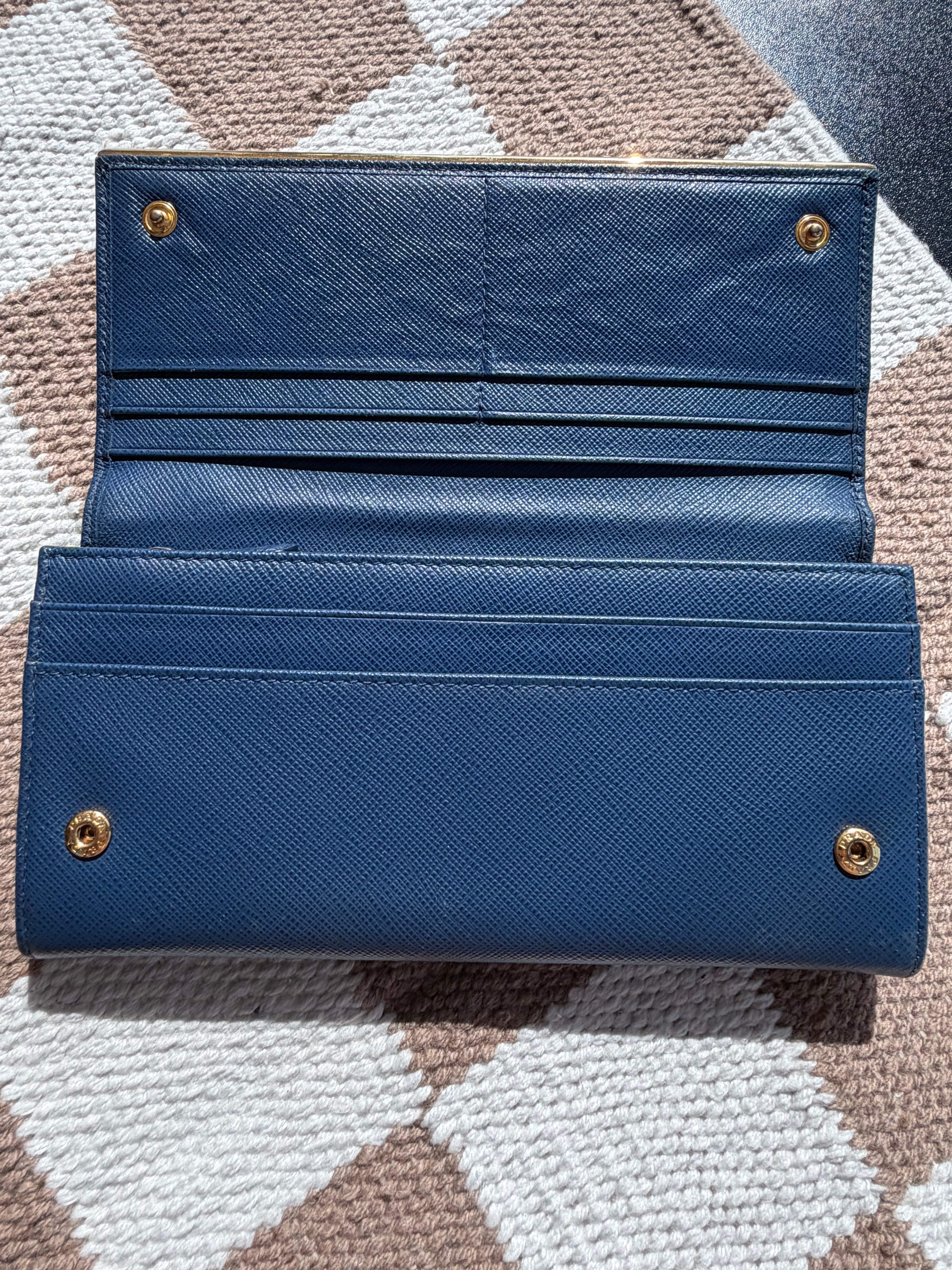 SOLD - Prada Saffiano Wallet/WOC