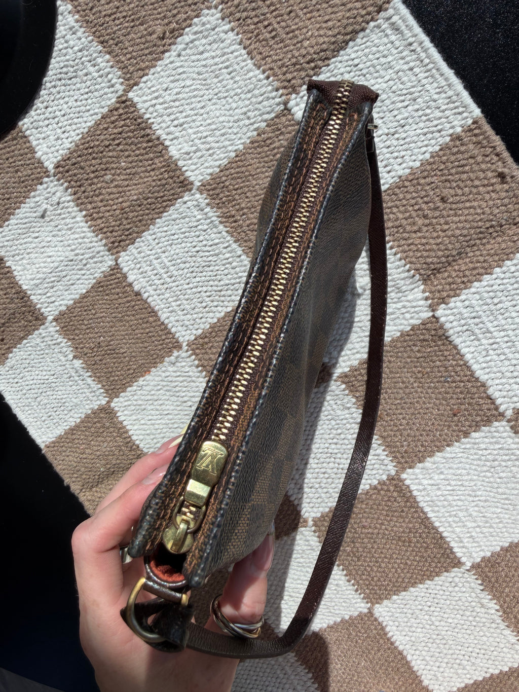 Louis Vuitton Damier Ebene Pochette