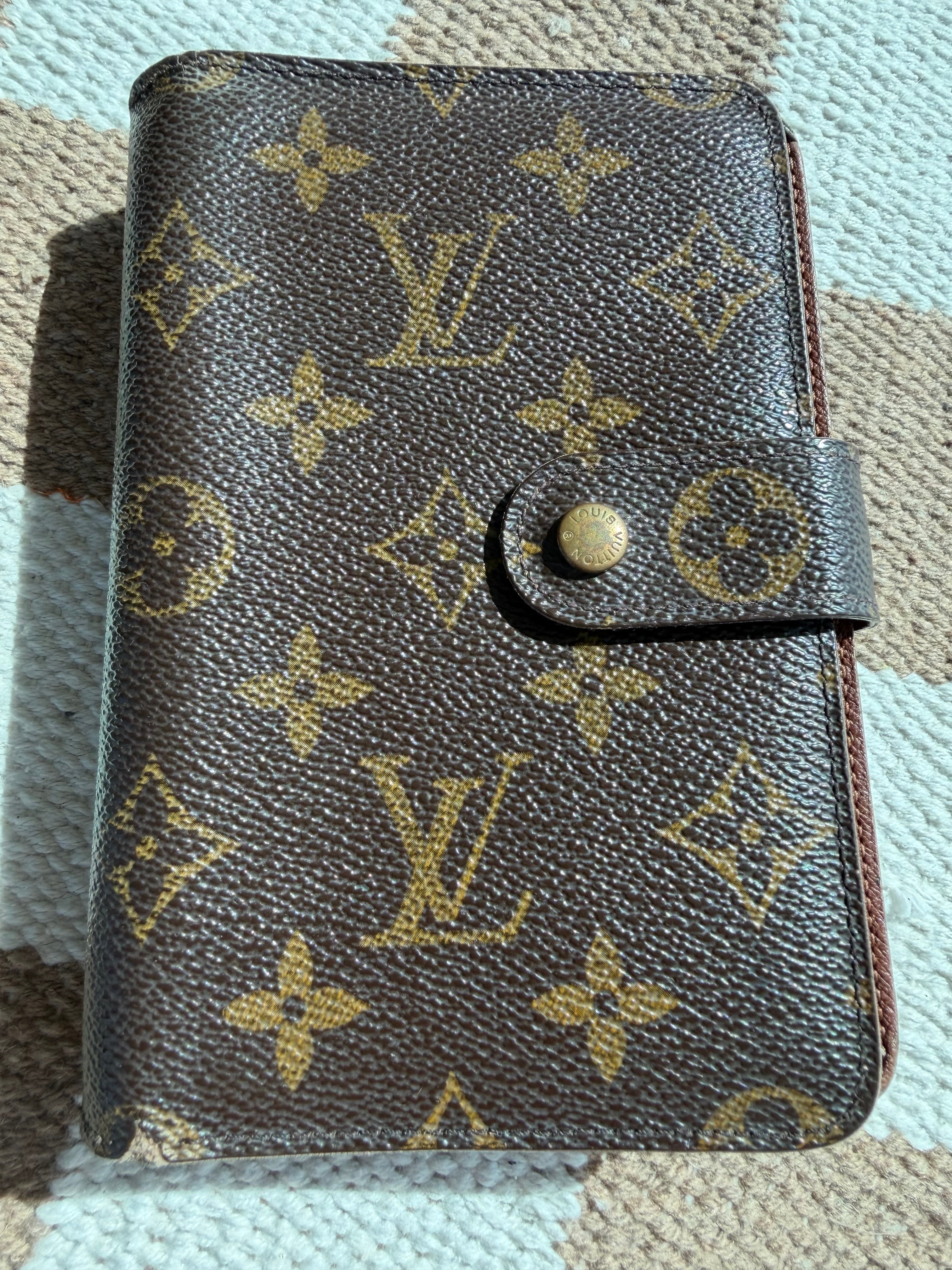 Louis Vuitton Vintage Passport Wallet