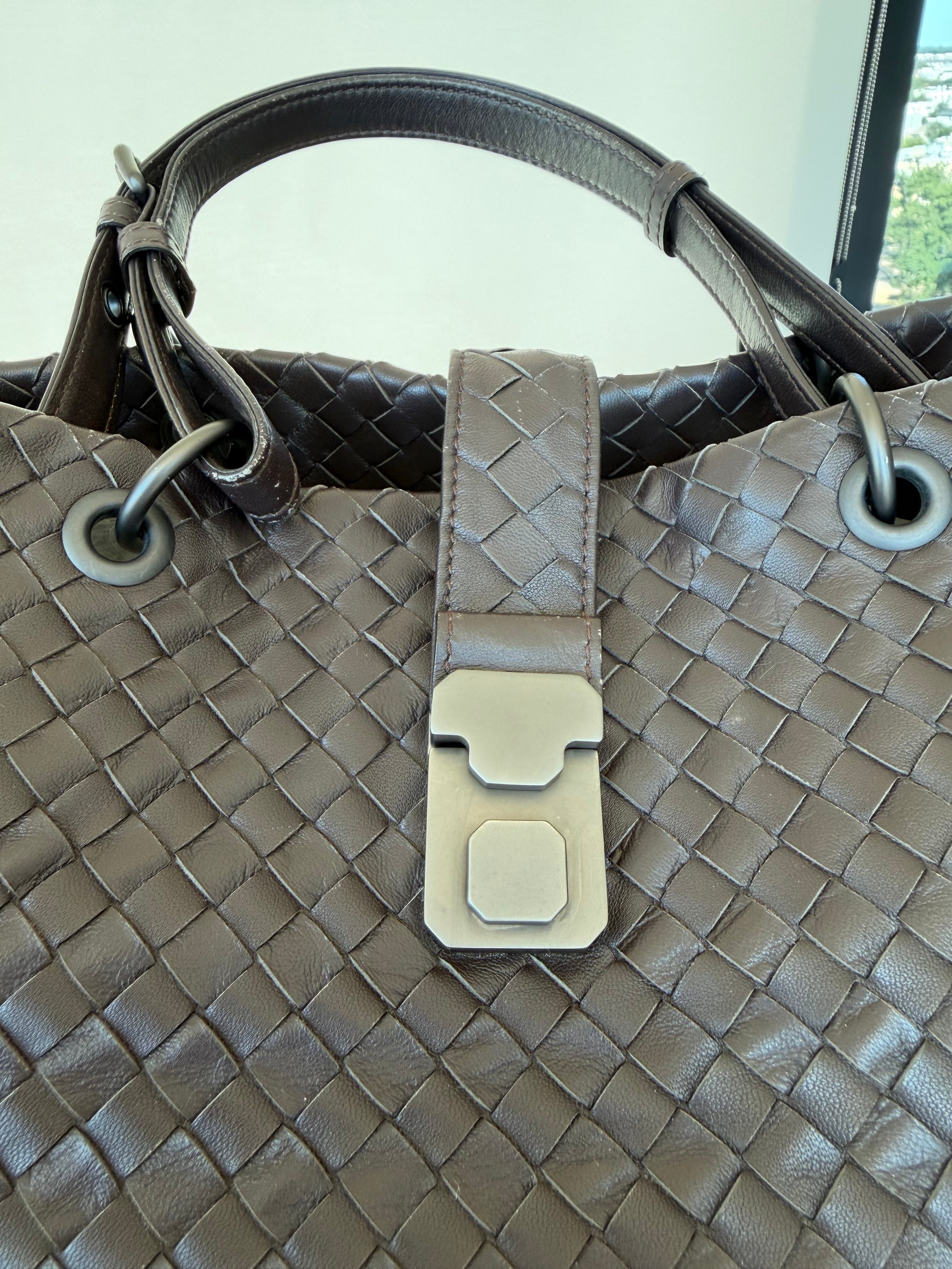 Bottega Veneta Large Intrecciato Tote