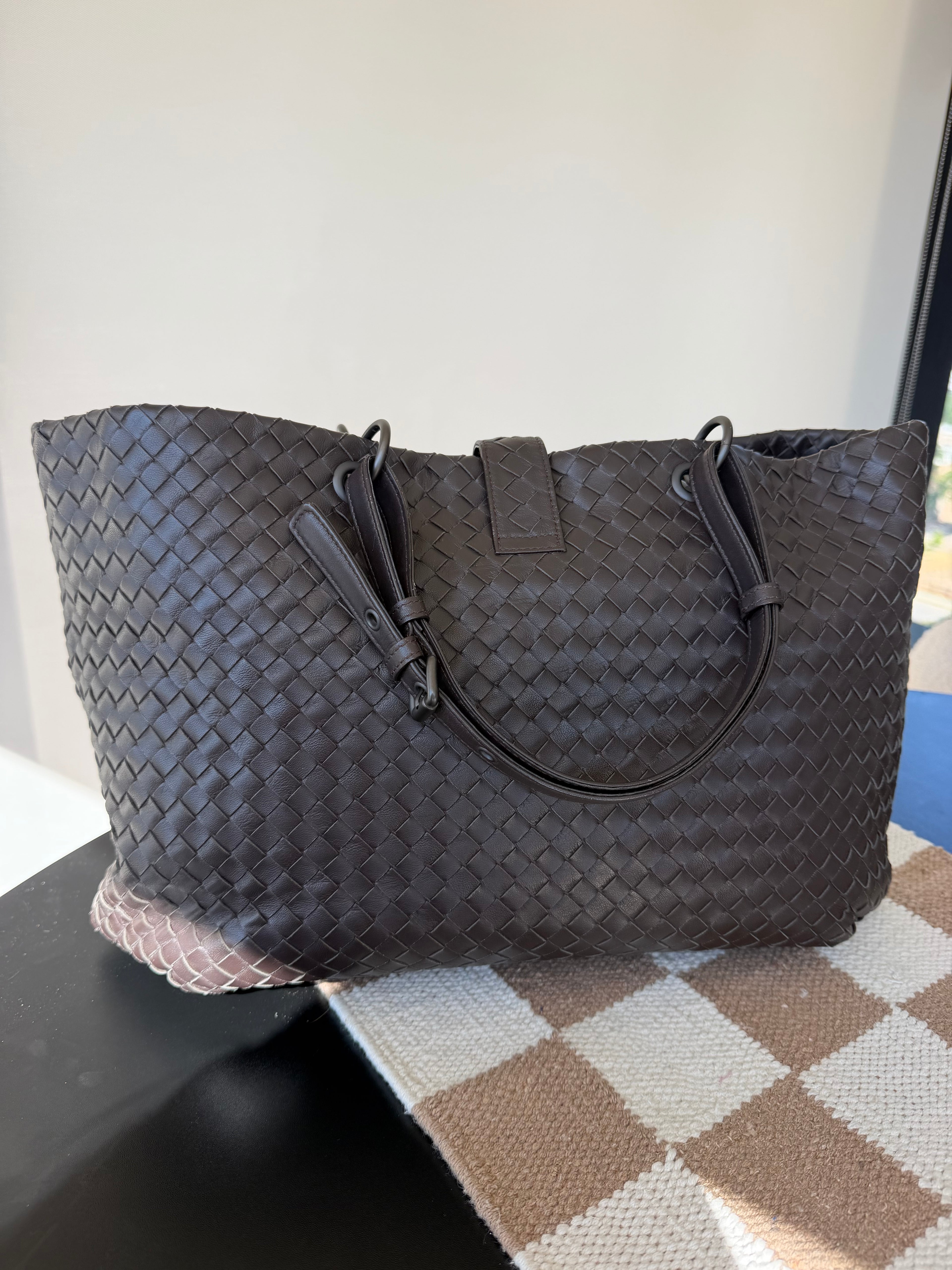 Bottega Veneta Large Intrecciato Tote