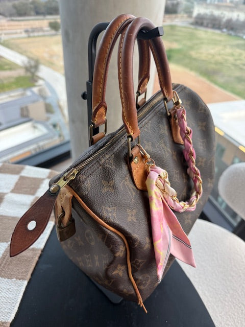 Vintage LV Speedy 25 in Monogram Canvas