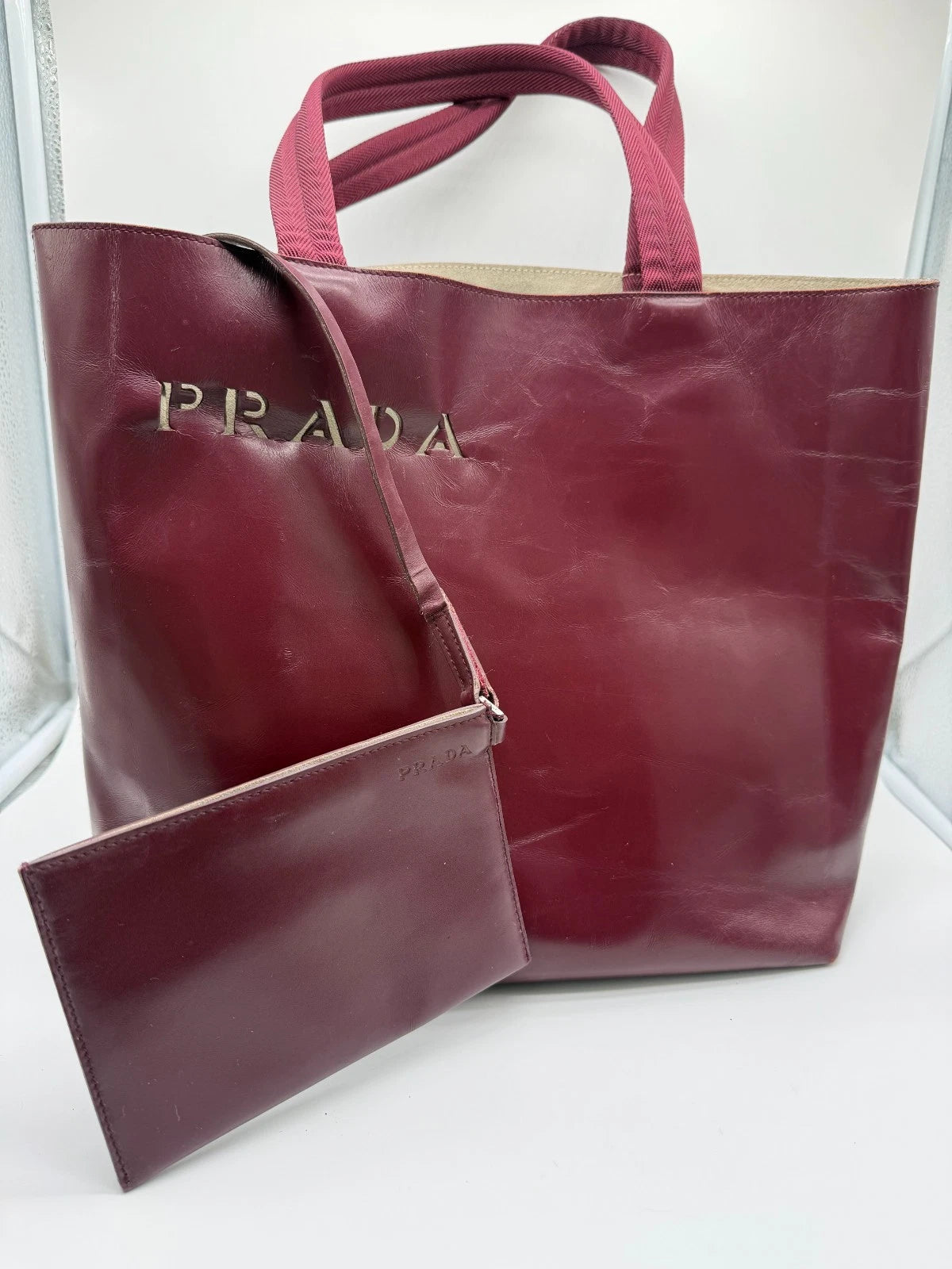 Prada Spazzolato Leather Tote bag in Burgundy