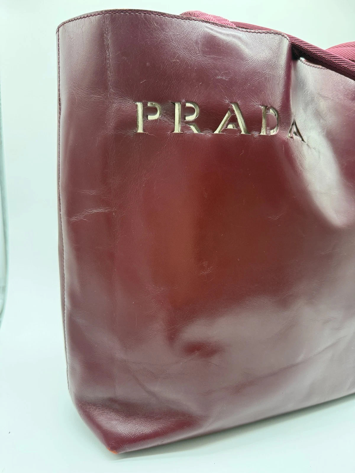 Prada Spazzolato Leather Tote bag in Burgundy
