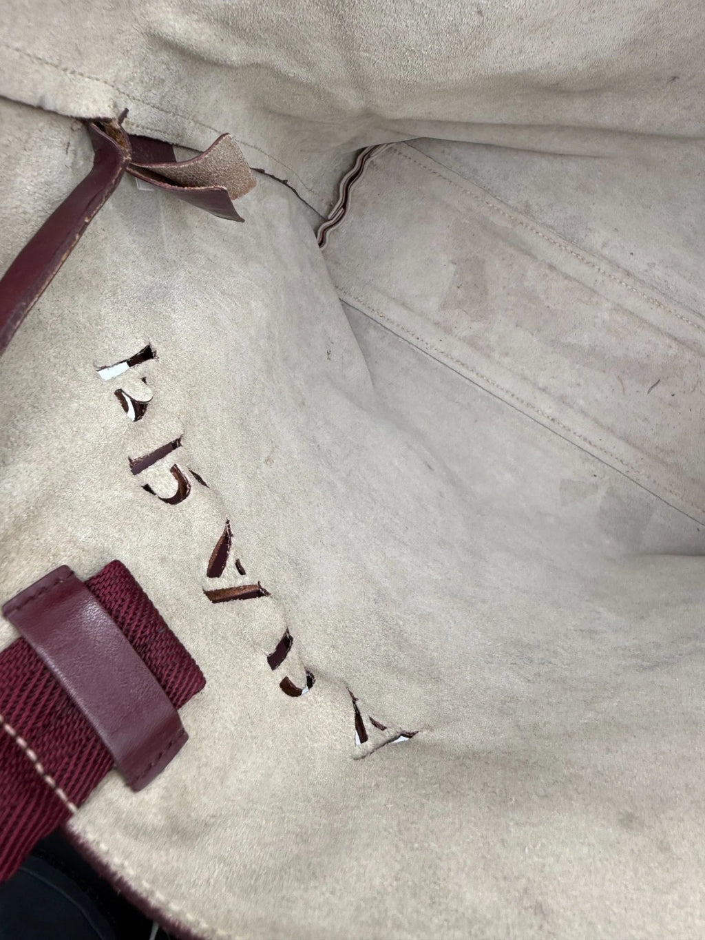 Prada Spazzolato Leather Tote bag in Burgundy